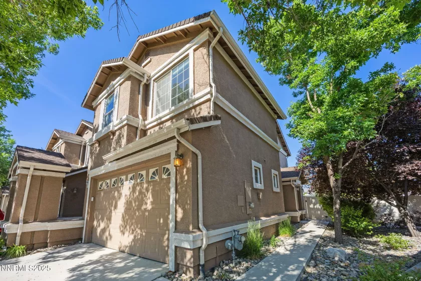 11005 Lamour, Reno, Nevada 89521, 3 Bedrooms Bedrooms, ,3 BathroomsBathrooms,Residential,Residential,Lamour,250051395