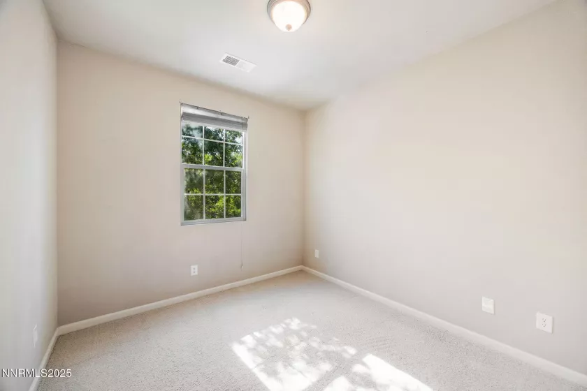 11005 Lamour, Reno, Nevada 89521, 3 Bedrooms Bedrooms, ,3 BathroomsBathrooms,Residential,Residential,Lamour,250051395