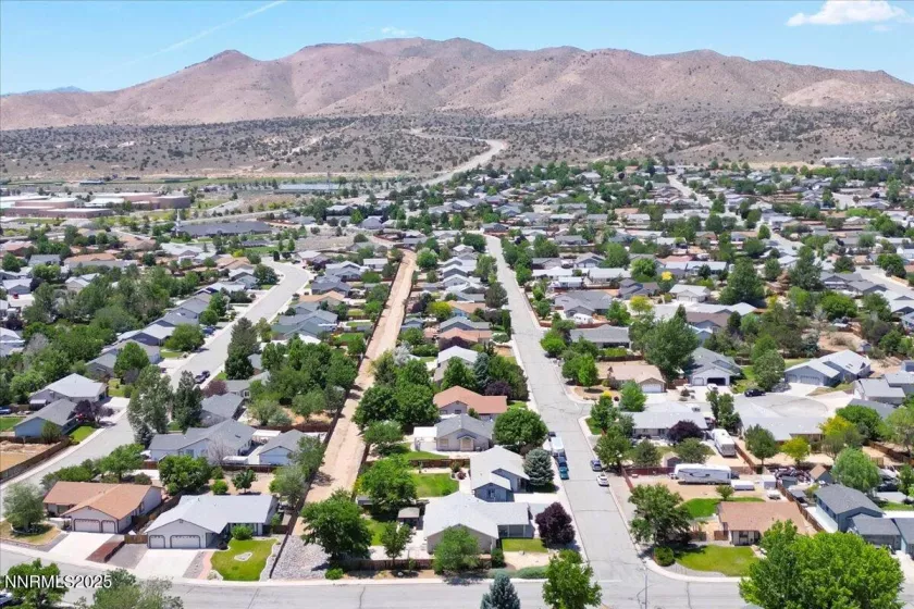 1320 Longspur, Sparks, Nevada 89441, 3 Bedrooms Bedrooms, ,3 BathroomsBathrooms,Residential,Residential,Longspur,250051396