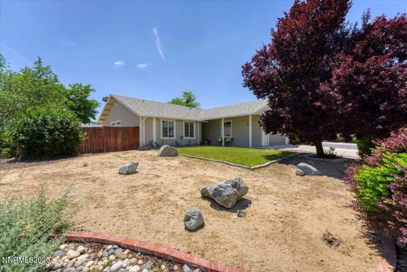 1320 Longspur, Sparks, Nevada 89441, 3 Bedrooms Bedrooms, ,3 BathroomsBathrooms,Residential,Residential,Longspur,250051396