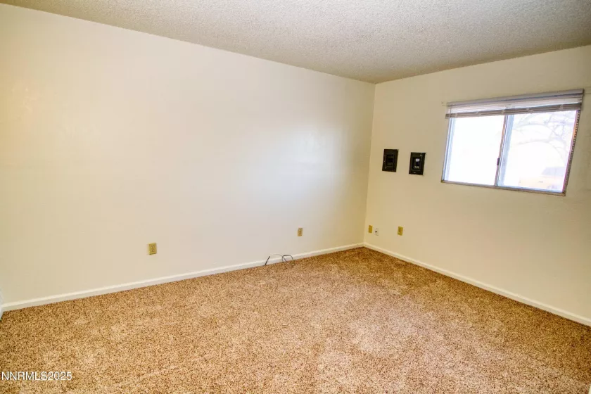 4300 Reno, Fallon, Nevada 89406, ,Residential Income,Residential,Reno,250051401