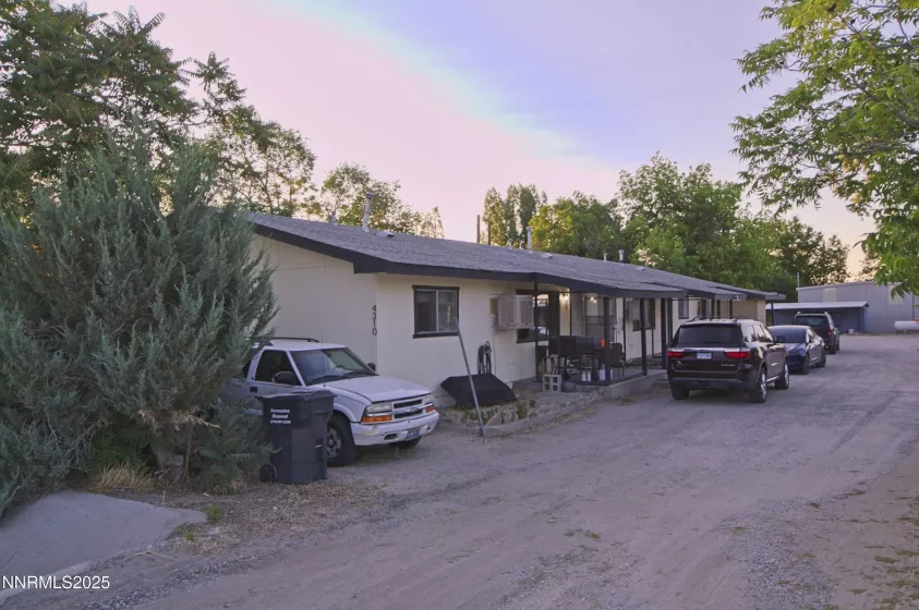 4300 Reno, Fallon, Nevada 89406, ,Residential Income,Residential,Reno,250051401