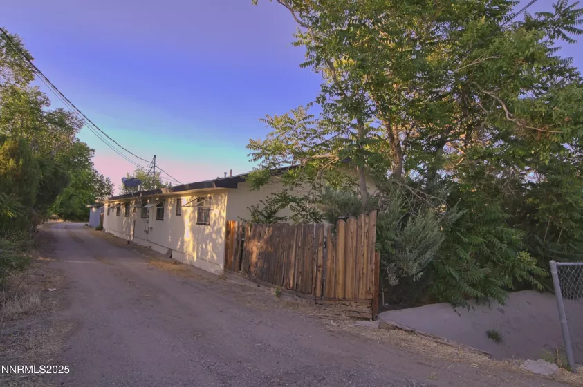 4300 Reno, Fallon, Nevada 89406, ,Residential Income,Residential,Reno,250051401