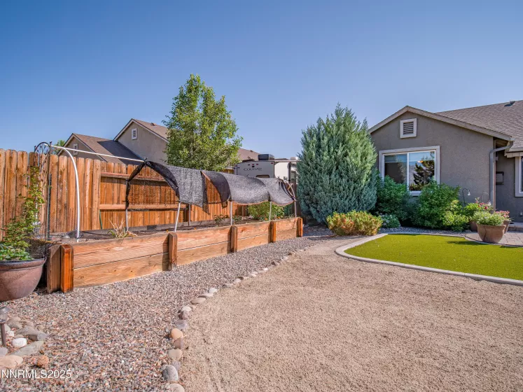 1221 Lasso, Gardnerville, Nevada 89410, 3 Bedrooms Bedrooms, ,3 BathroomsBathrooms,Residential,Residential,Lasso,250051404