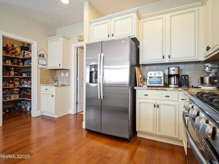 1221 Lasso, Gardnerville, Nevada 89410, 3 Bedrooms Bedrooms, ,3 BathroomsBathrooms,Residential,Residential,Lasso,250051404