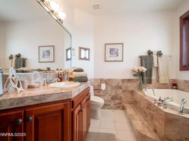 423 Claire, Gardnerville, Nevada 89460, 3 Bedrooms Bedrooms, ,5 BathroomsBathrooms,Residential,Residential,Claire,250051408
