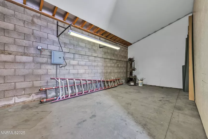 1401 Jefferson, Carson City, Nevada 89706, 3 Bedrooms Bedrooms, ,3 BathroomsBathrooms,Residential,Residential,Jefferson,250051409