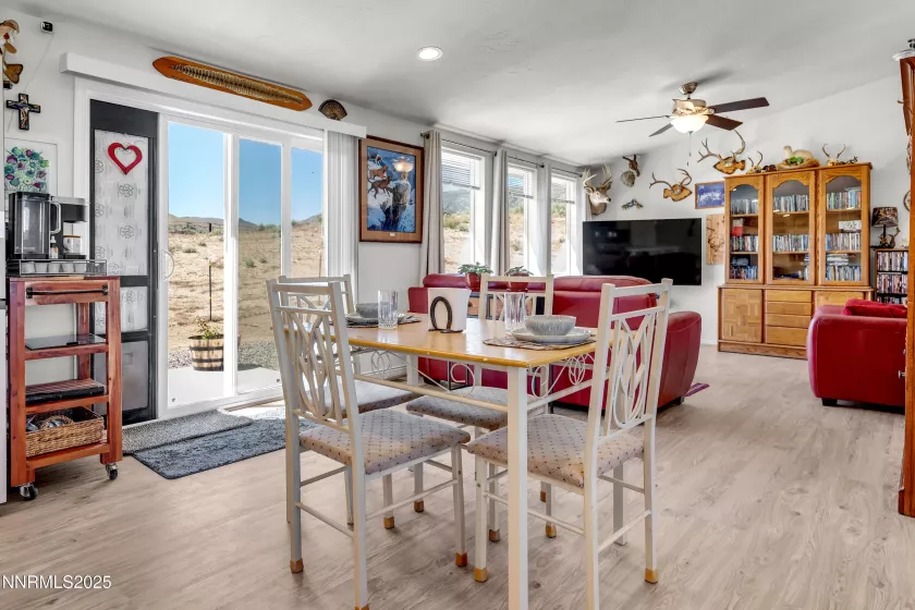 105 Arabian, Reno, Nevada 89508, 4 Bedrooms Bedrooms, ,3 BathroomsBathrooms,Residential,Residential,Arabian,250051410