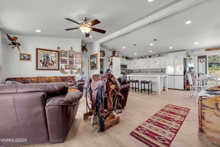 105 Arabian, Reno, Nevada 89508, 4 Bedrooms Bedrooms, ,3 BathroomsBathrooms,Residential,Residential,Arabian,250051410