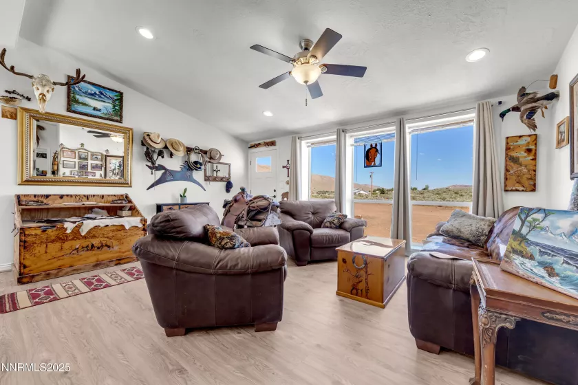 105 Arabian, Reno, Nevada 89508, 4 Bedrooms Bedrooms, ,3 BathroomsBathrooms,Residential,Residential,Arabian,250051410