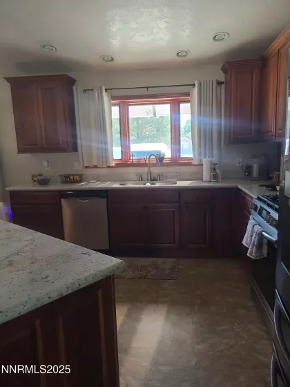 774 Copperwood, Fallon, Nevada 89406, 3 Bedrooms Bedrooms, ,3 BathroomsBathrooms,Residential,Residential,Copperwood,250051414
