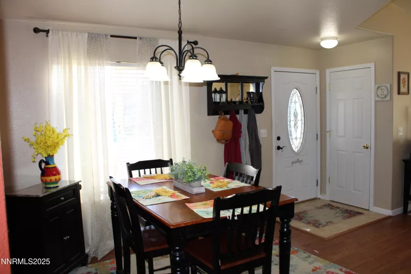 441 Dog Leg, Fernley, Nevada 89408, 3 Bedrooms Bedrooms, ,2 BathroomsBathrooms,Residential,Residential,Dog Leg,250051413