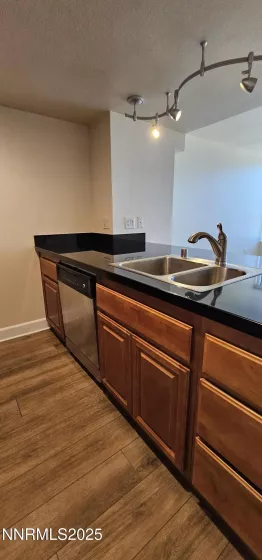450 Arlington, Reno, Nevada 89503, 1 Bedroom Bedrooms, ,1 BathroomBathrooms,Residential,Residential,Arlington,250051415
