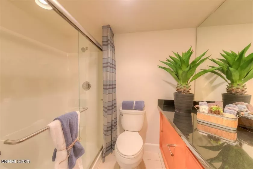 450 Arlington, Reno, Nevada 89503, 1 Bedroom Bedrooms, ,1 BathroomBathrooms,Residential,Residential,Arlington,250051415