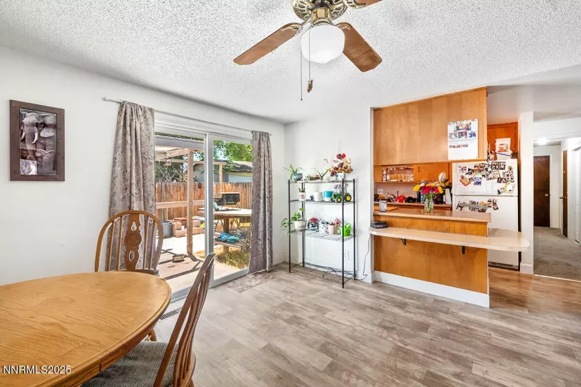1009 Robinson, Carson City, Nevada 89701, 3 Bedrooms Bedrooms, ,2 BathroomsBathrooms,Residential,Residential,Robinson,250051418