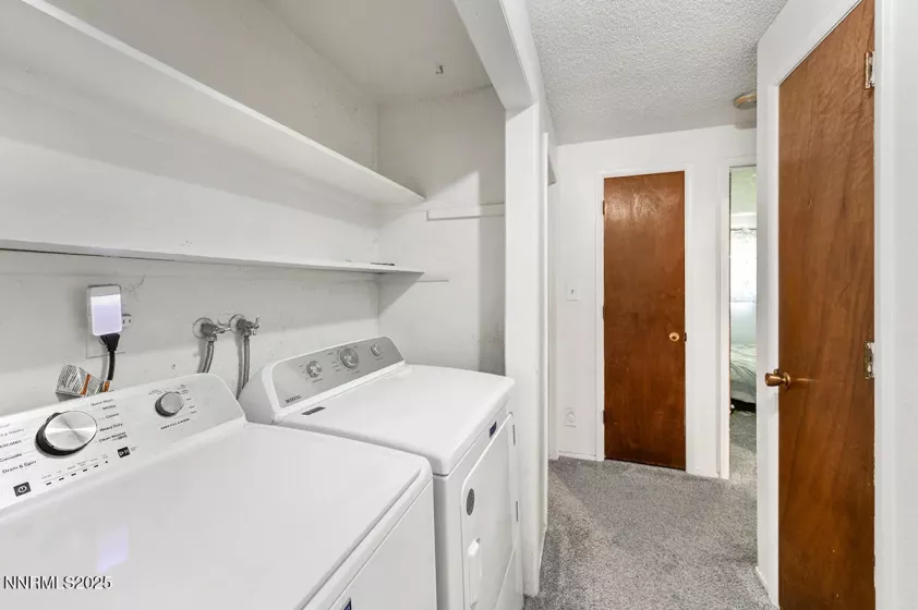 1009 Robinson, Carson City, Nevada 89701, 3 Bedrooms Bedrooms, ,2 BathroomsBathrooms,Residential,Residential,Robinson,250051418
