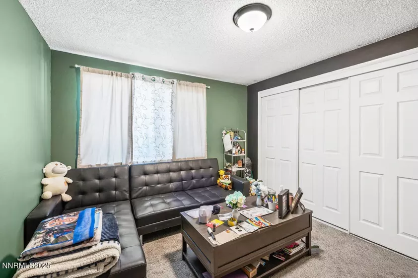 1009 Robinson, Carson City, Nevada 89701, 3 Bedrooms Bedrooms, ,2 BathroomsBathrooms,Residential,Residential,Robinson,250051418