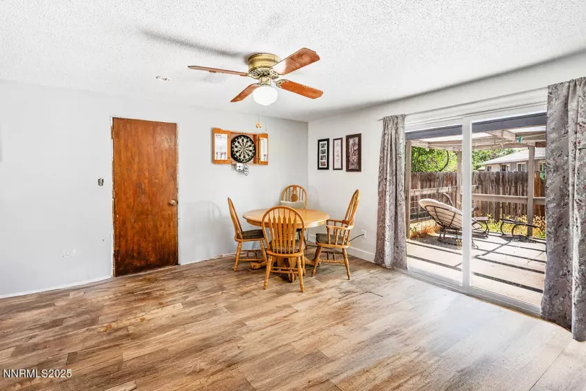 1009 Robinson, Carson City, Nevada 89701, 3 Bedrooms Bedrooms, ,2 BathroomsBathrooms,Residential,Residential,Robinson,250051418