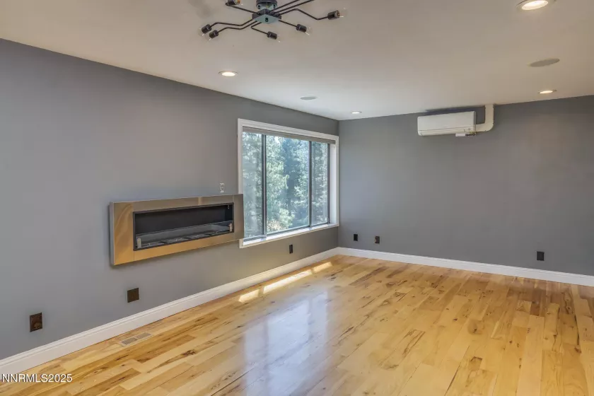 660 Dog Valley, Verdi, Nevada 89439, 3 Bedrooms Bedrooms, ,3 BathroomsBathrooms,Residential,Residential,Dog Valley,250051428