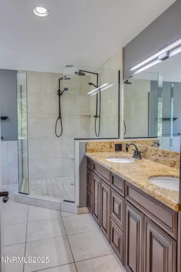 660 Dog Valley, Verdi, Nevada 89439, 3 Bedrooms Bedrooms, ,3 BathroomsBathrooms,Residential,Residential,Dog Valley,250051428