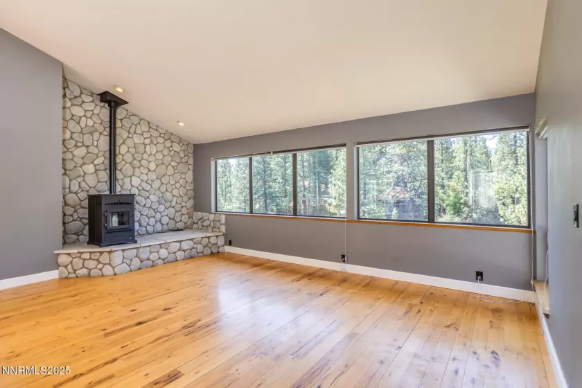 660 Dog Valley, Verdi, Nevada 89439, 3 Bedrooms Bedrooms, ,3 BathroomsBathrooms,Residential,Residential,Dog Valley,250051428