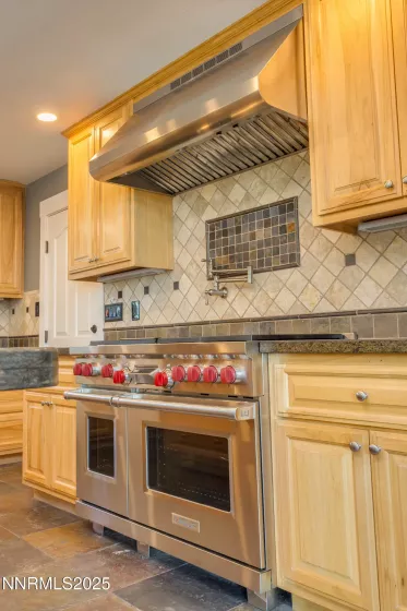 660 Dog Valley, Verdi, Nevada 89439, 3 Bedrooms Bedrooms, ,3 BathroomsBathrooms,Residential,Residential,Dog Valley,250051428