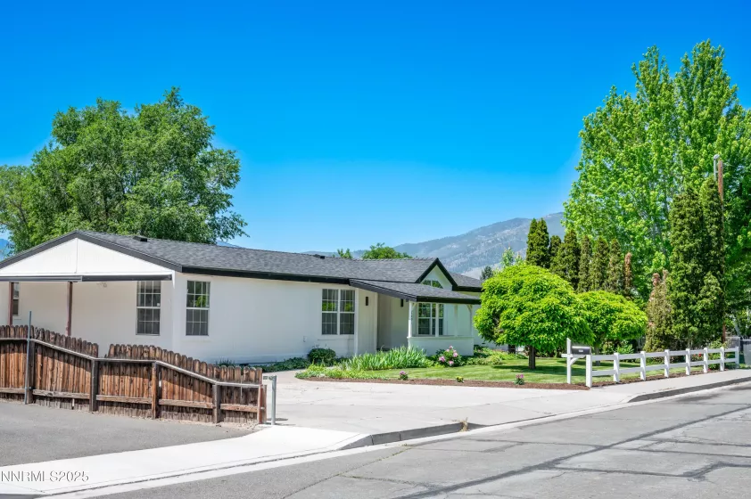 2691 Sherman, Carson City, Nevada 89706, 3 Bedrooms Bedrooms, ,2 BathroomsBathrooms,Residential,Residential,Sherman,250051431