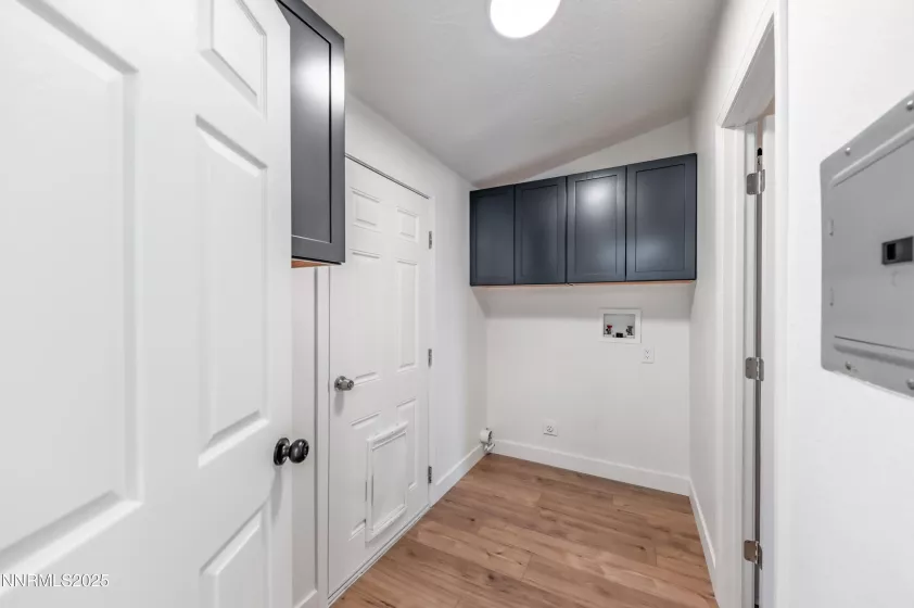 2691 Sherman, Carson City, Nevada 89706, 3 Bedrooms Bedrooms, ,2 BathroomsBathrooms,Residential,Residential,Sherman,250051431