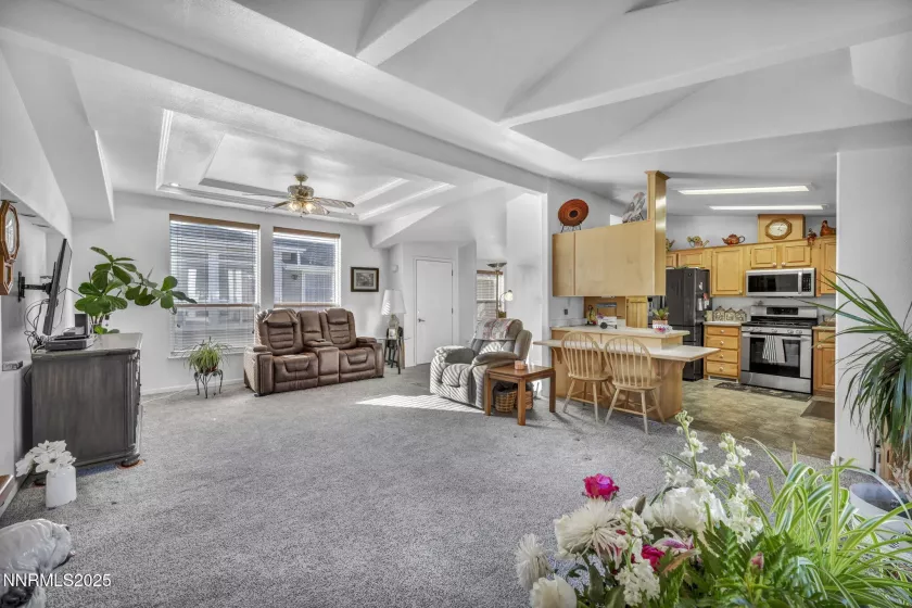 110 Platinum Pointe, Reno, Nevada 89506, 3 Bedrooms Bedrooms, ,2 BathroomsBathrooms,Residential,Residential,Platinum Pointe,250051433
