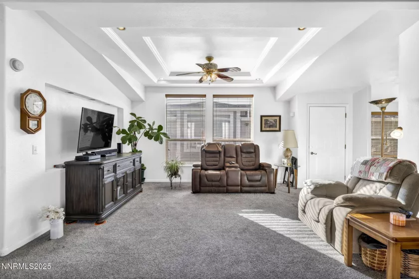 110 Platinum Pointe, Reno, Nevada 89506, 3 Bedrooms Bedrooms, ,2 BathroomsBathrooms,Residential,Residential,Platinum Pointe,250051433