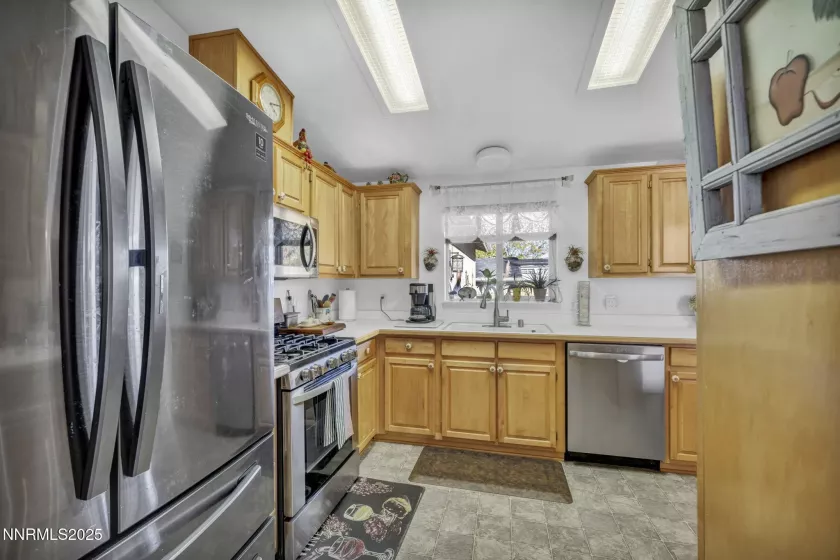 110 Platinum Pointe, Reno, Nevada 89506, 3 Bedrooms Bedrooms, ,2 BathroomsBathrooms,Residential,Residential,Platinum Pointe,250051433