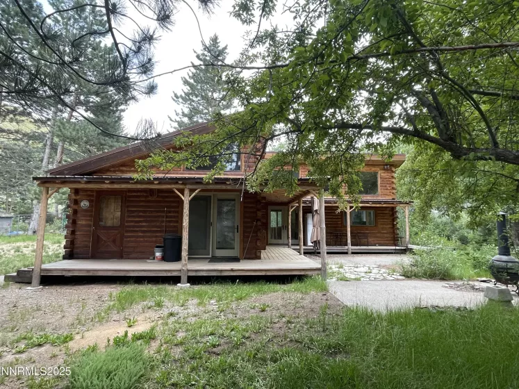 Front of cabin from side view