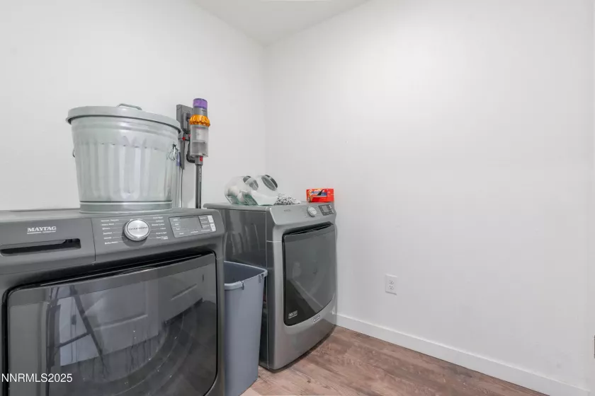 102 Halite, Dayton, Nevada 89403, 3 Bedrooms Bedrooms, ,2 BathroomsBathrooms,Residential,Residential,Halite,250051437