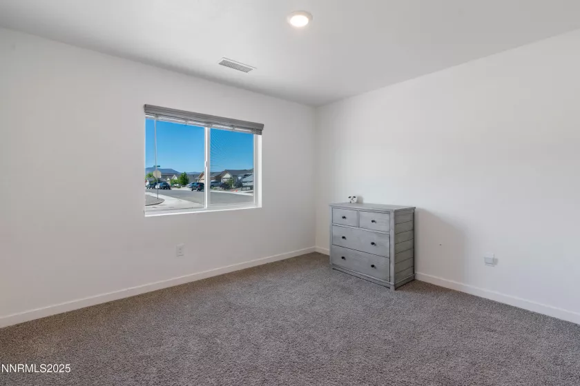 102 Halite, Dayton, Nevada 89403, 3 Bedrooms Bedrooms, ,2 BathroomsBathrooms,Residential,Residential,Halite,250051437