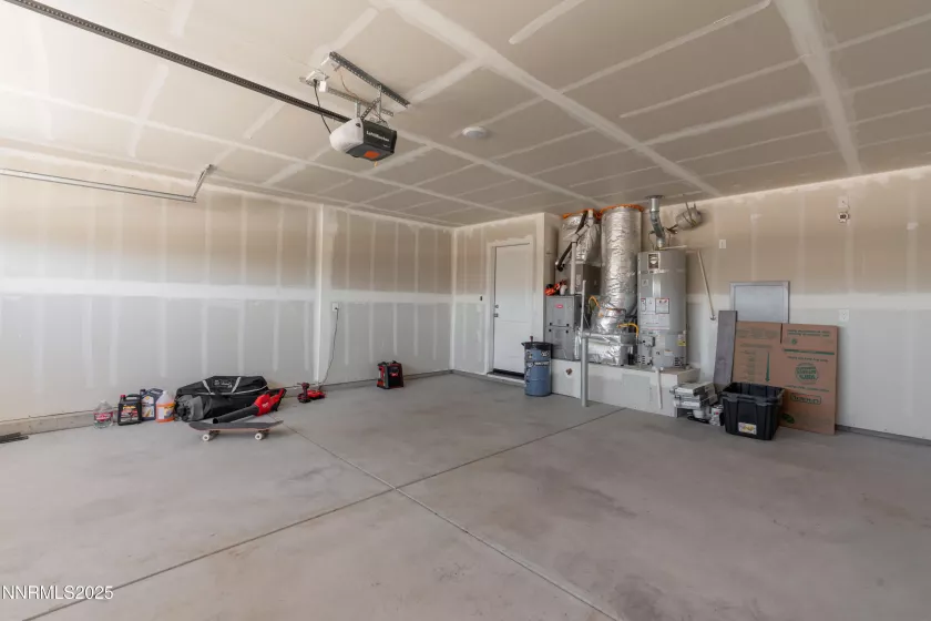 102 Halite, Dayton, Nevada 89403, 3 Bedrooms Bedrooms, ,2 BathroomsBathrooms,Residential,Residential,Halite,250051437