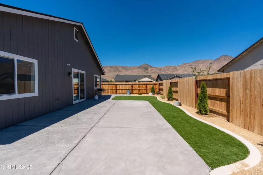 102 Halite, Dayton, Nevada 89403, 3 Bedrooms Bedrooms, ,2 BathroomsBathrooms,Residential,Residential,Halite,250051437