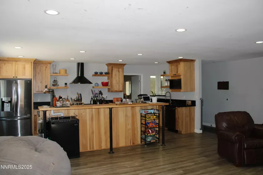 1535 Van Ness, Reno, Nevada 89503, 4 Bedrooms Bedrooms, ,2 BathroomsBathrooms,Residential,Residential,Van Ness,250051439