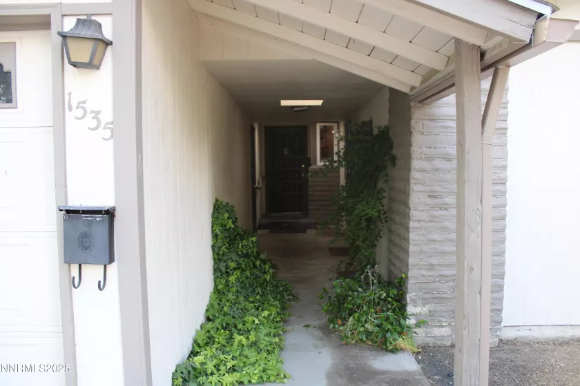 1535 Van Ness, Reno, Nevada 89503, 4 Bedrooms Bedrooms, ,2 BathroomsBathrooms,Residential,Residential,Van Ness,250051439
