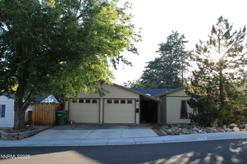 1535 Van Ness, Reno, Nevada 89503, 4 Bedrooms Bedrooms, ,2 BathroomsBathrooms,Residential,Residential,Van Ness,250051439