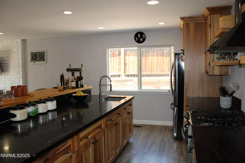 1535 Van Ness, Reno, Nevada 89503, 4 Bedrooms Bedrooms, ,2 BathroomsBathrooms,Residential,Residential,Van Ness,250051439