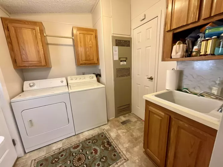 1 S Chardonnay Street, Reno, Nevada 89512, 3 Bedrooms Bedrooms, 12 Rooms Rooms,2 BathroomsBathrooms,Manufactured,Residential,S Chardonnay,250051444