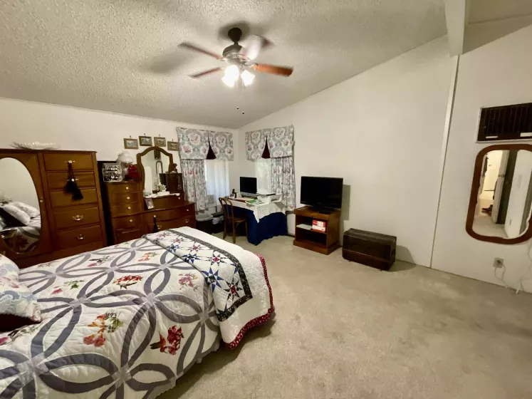 1 S Chardonnay Street, Reno, Nevada 89512, 3 Bedrooms Bedrooms, 12 Rooms Rooms,2 BathroomsBathrooms,Manufactured,Residential,S Chardonnay,250051444