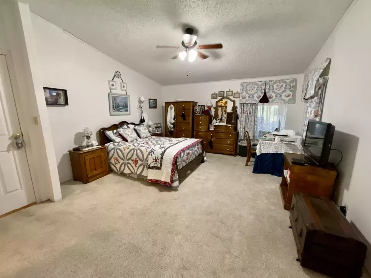 1 S Chardonnay Street, Reno, Nevada 89512, 3 Bedrooms Bedrooms, 12 Rooms Rooms,2 BathroomsBathrooms,Manufactured,Residential,S Chardonnay,250051444
