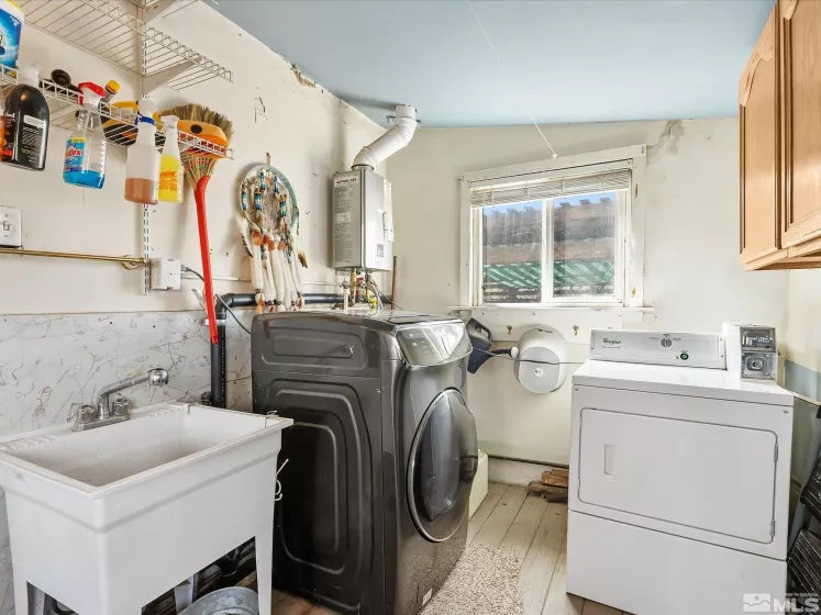 325 Stock, Fernley, Nevada 89408, 2 Bedrooms Bedrooms, ,1 BathroomBathrooms,Residential,Residential,Stock,250004798