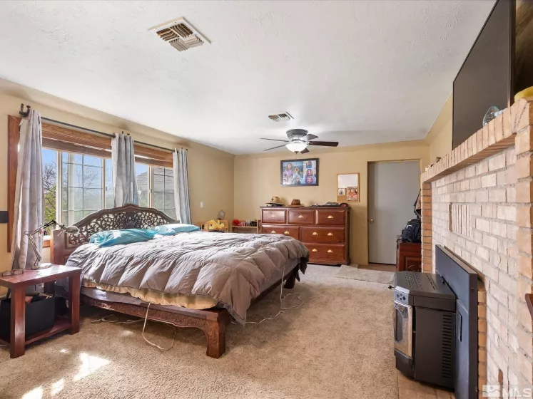 325 Stock, Fernley, Nevada 89408, 2 Bedrooms Bedrooms, ,1 BathroomBathrooms,Residential,Residential,Stock,250004798