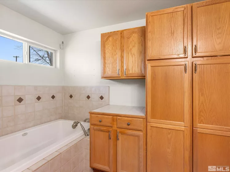 325 Stock, Fernley, Nevada 89408, 2 Bedrooms Bedrooms, ,1 BathroomBathrooms,Residential,Residential,Stock,250004798