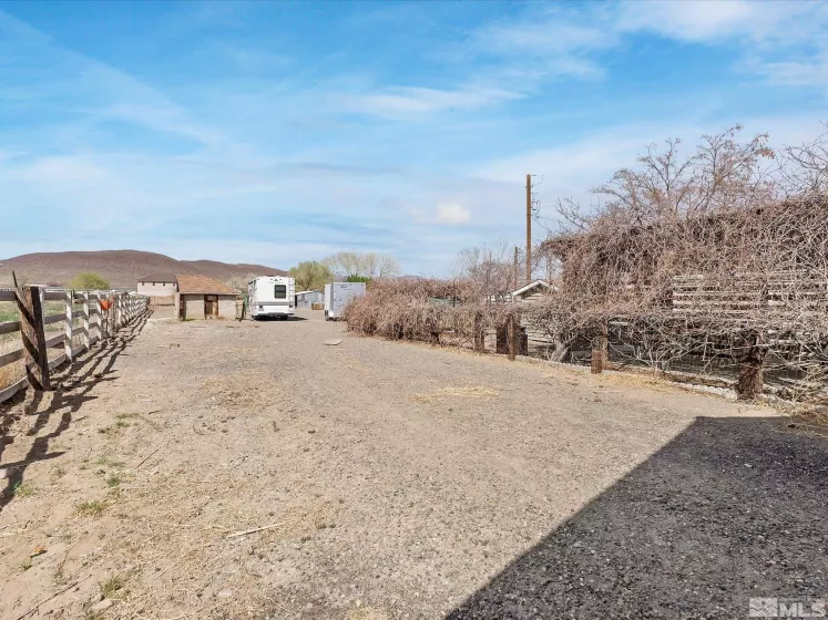 325 Stock, Fernley, Nevada 89408, 2 Bedrooms Bedrooms, ,1 BathroomBathrooms,Residential,Residential,Stock,250004798