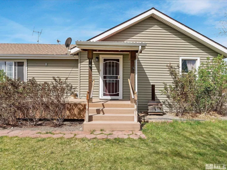 325 Stock, Fernley, Nevada 89408, 2 Bedrooms Bedrooms, ,1 BathroomBathrooms,Residential,Residential,Stock,250004798