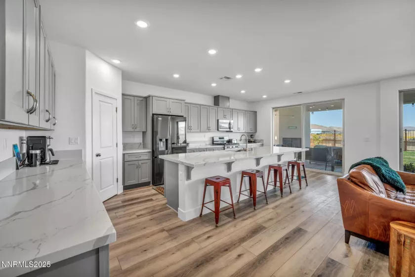 1250 Hubble, Carson City, Nevada 89705, 3 Bedrooms Bedrooms, ,4 BathroomsBathrooms,Residential,Residential,Hubble,250051475