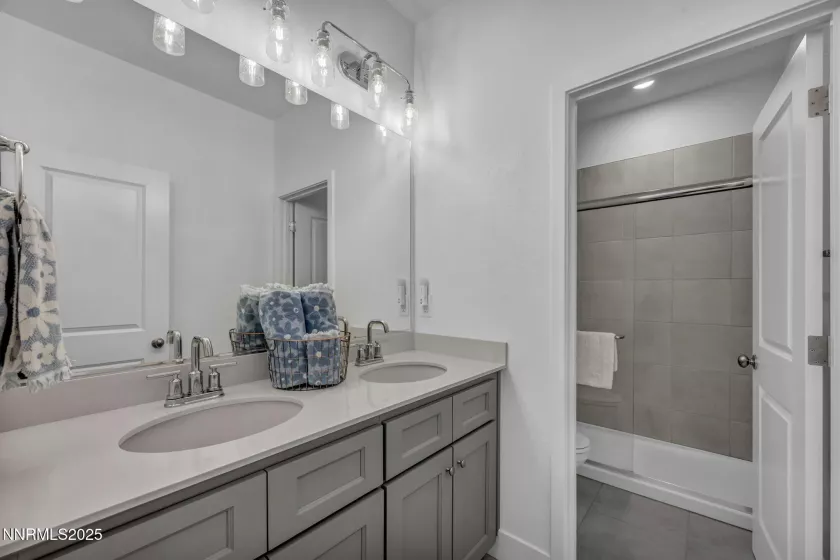 1250 Hubble, Carson City, Nevada 89705, 3 Bedrooms Bedrooms, ,4 BathroomsBathrooms,Residential,Residential,Hubble,250051475